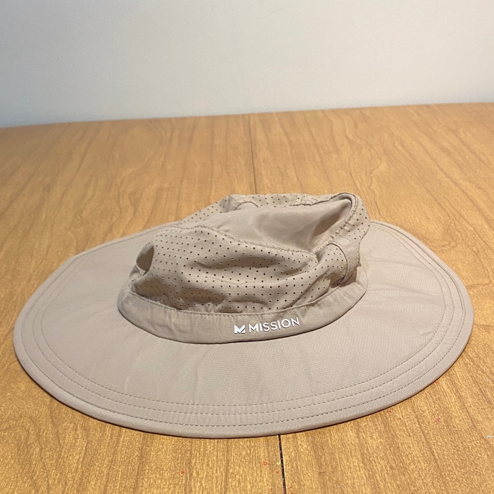 Beige Sun Hat with Black Trim